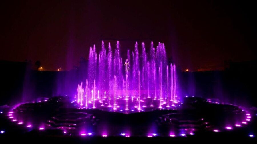 Delhi: Akshardham Temple, India Gate & Safdarjung Night Tour - Private car, live guide, and how to make it feel truly private