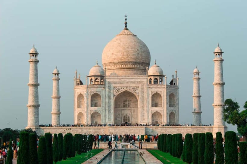 Delhi: All-Inclusive Day trip Taj Mahal with Elephant SOS - Taj Mahal entrance without queue drama, and how your guide shapes the visit