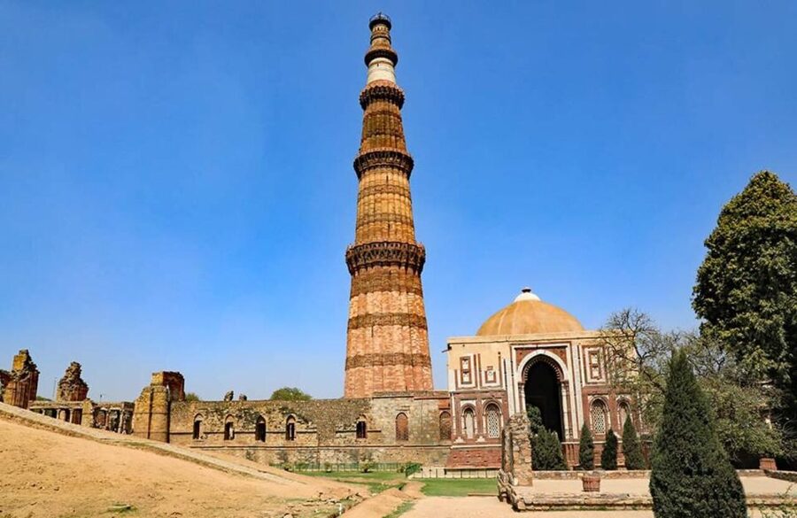 Delhi: All Inclusive Old & New Delhi Full & Half Day Tour - Lunch choices: Karim’s or Saravana Bhavan and how to plan your appetite