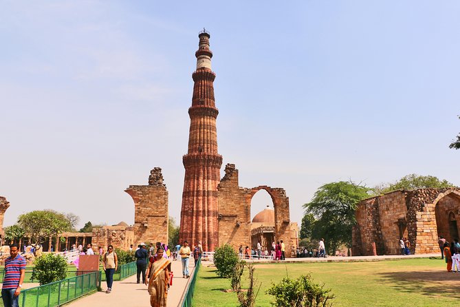 Delhi Best of Monuments Half Day Tour - Qutub Minar’s Colossal Minaret-Like Pillar