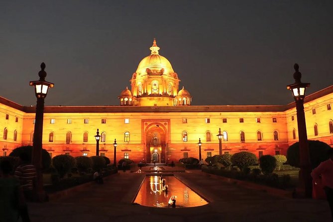 Delhi by Evening Tour with Private AC Car, Guide & Dinner - Jama Masjid After Dinner: Quick Look, Big Energy