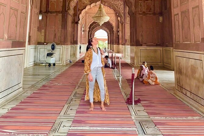 Delhi City Full or Half Day Tour: Explore Old & New Delhi - Gurudwara Bangla Sahib: Time for Quiet Before the Noise