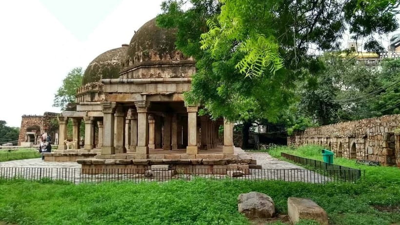 Delhi City Hidden Gems Tour - Cover the Uncovered Sites - Shri Kalka Ji Temple: Spiritual Stop With Mythic Time Depth