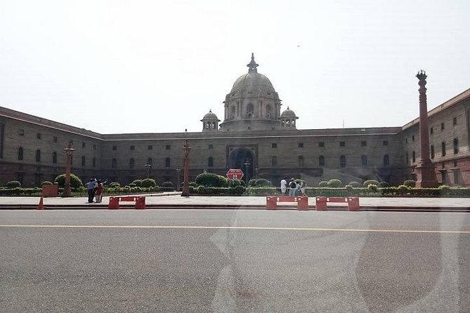 Delhi City Sightseeing Tour In a Private Car With Safe & Reliable Driver - Key points before you go