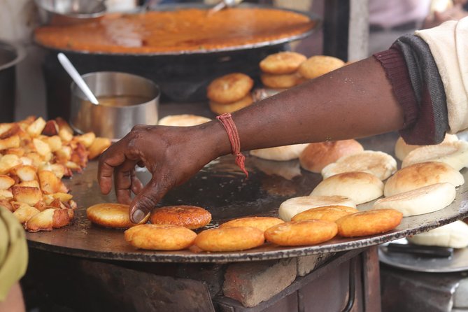 Delhi Culinary Evolution Tour: Old + New Delhi Food all inclusive - What’s Included: Dinner, Snacks, Tea, Water, and a Guide Who Leads