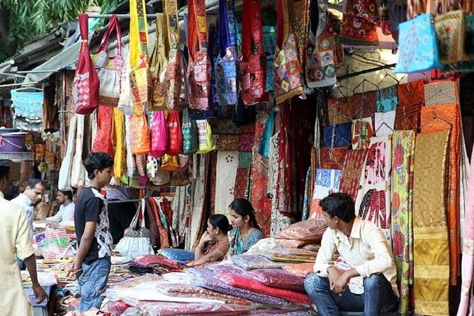 Delhi Custom And Shopping Tour - Stop 1: Old Delhi and Chandni Chowk for crowds, snacks, and bargain energy