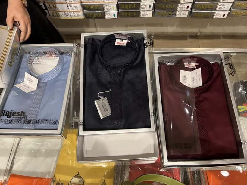 Delhi: Customized Shopping Tour with Female Consultant - Ballimaran Footwear Stops, Juttis and Style Without the Brand Markup