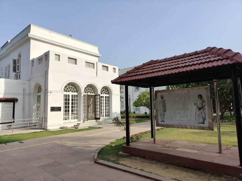 Delhi Diaries: Chaos, Culture & Charm - Key highlights worth circling