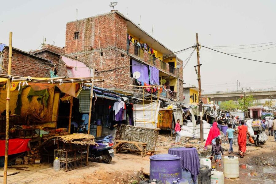 Delhi: Ethical Sanjay Colony Slum Tour - Local guides turn questions into context, not awkwardness