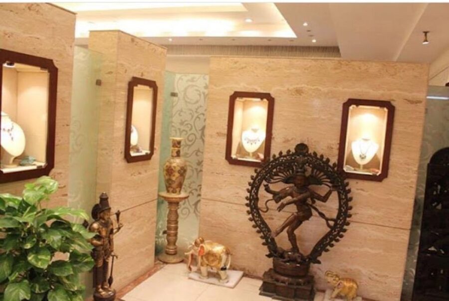 Delhi Exclusive Guided Shopping Tour in AC car and transfers - The Pekoe Organic Tea Pause and Delhi’s Craft-Worker Feel