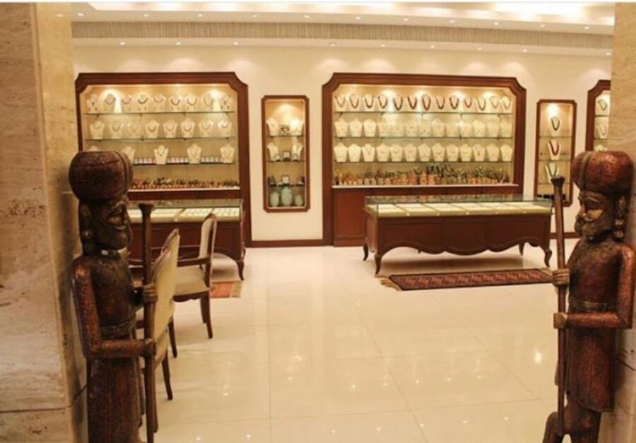 Delhi Exclusive Guided Shopping Tour in AC car and transfers - What to Buy (and How to Shop Without Getting Overwhelmed)