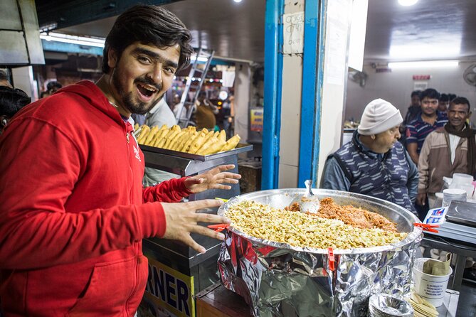 Delhi Food Walk: Rickshaw Ride, Street Eats & Market Tour - 4 pm meeting plan: how to make the timing work
