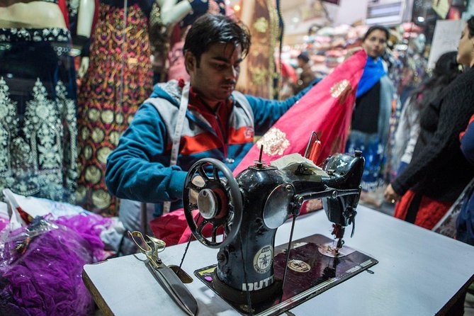 Delhi Food Walk: Rickshaw Ride, Street Eats & Market Tour - Price and value: what $40.03 buys you in real eating time