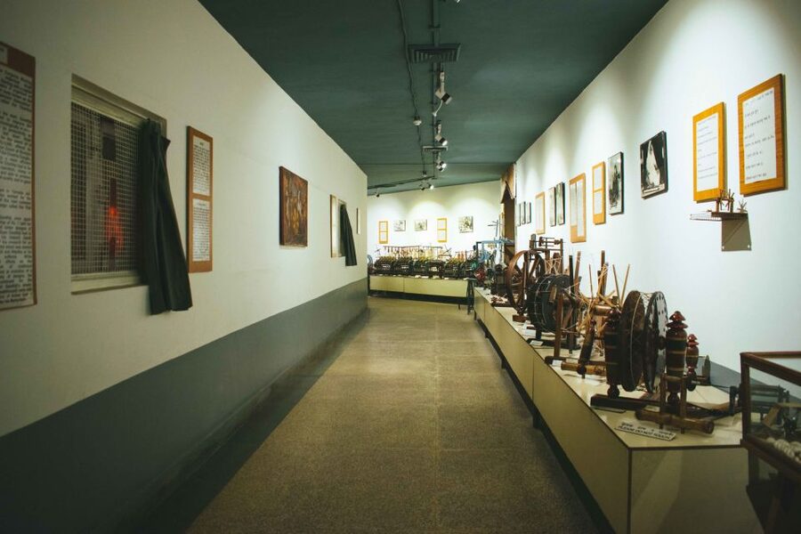 Delhi Footsteps of Mahatma Gandhi Half-Day Tour - Who should book this Gandhi-focused half-day tour
