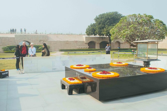 Delhi Footsteps of Mahatma Gandhi Half-Day Tour - National Gandhi Museum: how the exhibits add depth (and why the booklet matters)