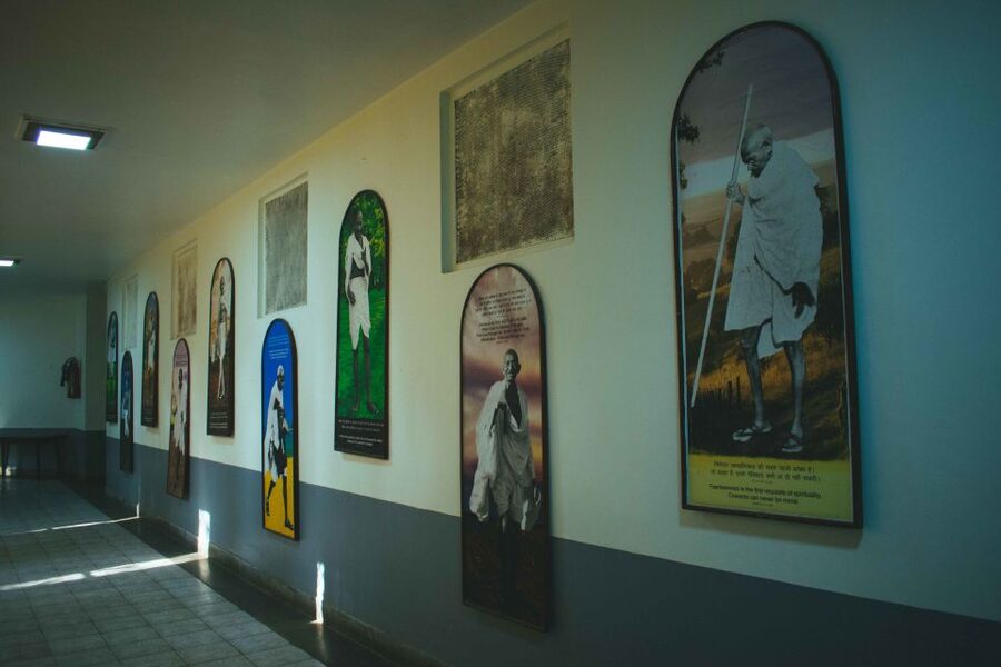 Delhi Footsteps of Mahatma Gandhi Half-Day Tour - Language, guide style, and the one thing to confirm