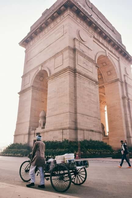 Delhi: Half Day or Full-Day Private City Tour - Khari Baoli spice stop: what to notice beyond the shopping