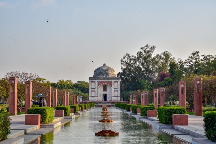 Delhi Hidden Gems Tour: Art, History & Heritage Parks - Key things I think you should notice