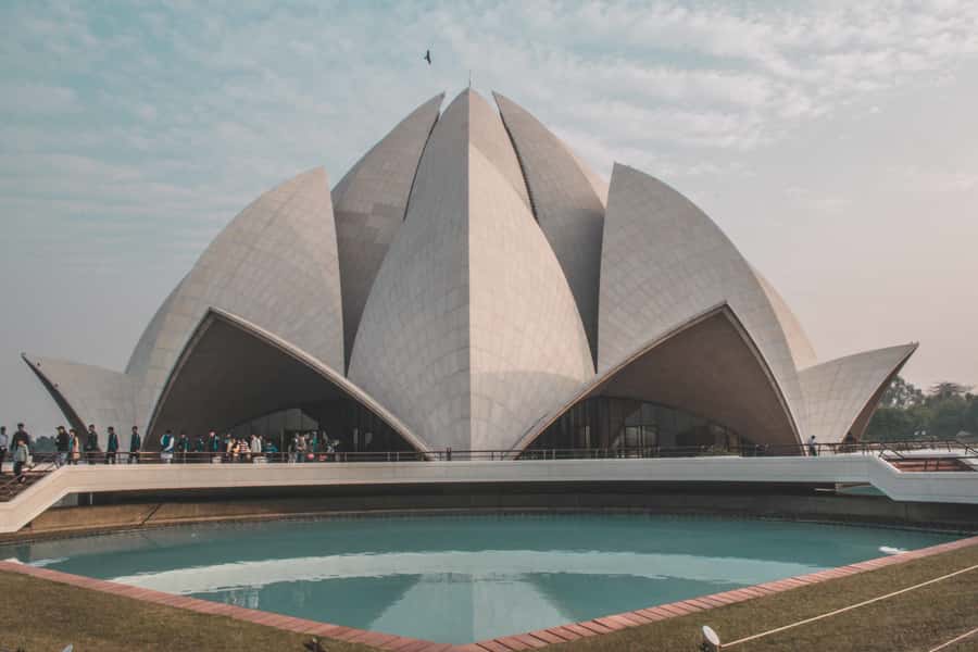 Delhi Highlights: Private Old & New Delhi with Fee Options - Humayun’s Tomb, India Gate, and Parliament Views From the Road