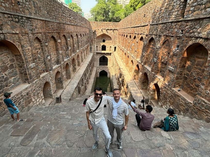 Delhi: Old and New Delhi Full or Half Day Guided Tour - Guides and service quality: names worth noting from the reviews