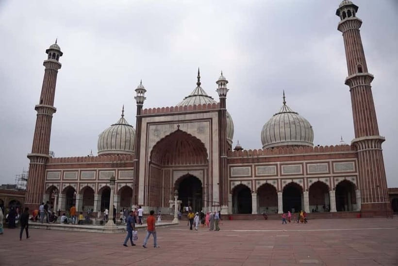 Delhi: Old and New Delhi Guided Full- or Half-Day Tour - The private guide factor: why the stories matter as much as the sights