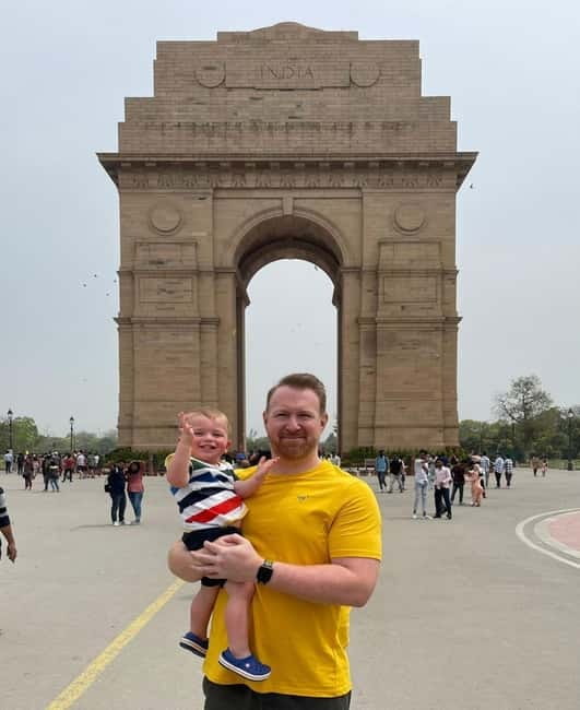 DELHI: Old And New Delhi Private Guided Tour With Entrances - Key things that make this Delhi day work well
