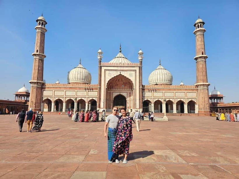 Delhi: Old Delhi and Chandni Chowk Tuk-Tuk Tour - Starting smart: pickup, guidance, and what to bring