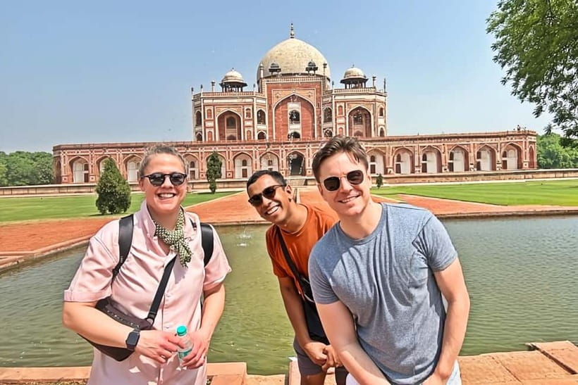 Delhi: Old & New Delhi Private Guided Full or Half-Day Tour - Old Delhi highlights: Jama Masjid, Chandni Chowk, and the classic street rhythm
