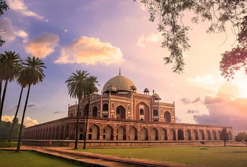 Delhi: Old & New Delhi Private Tour Full or Half-Day By Car - Old Delhi Core: Jama Masjid to Chandni Chowk by Rickshaw