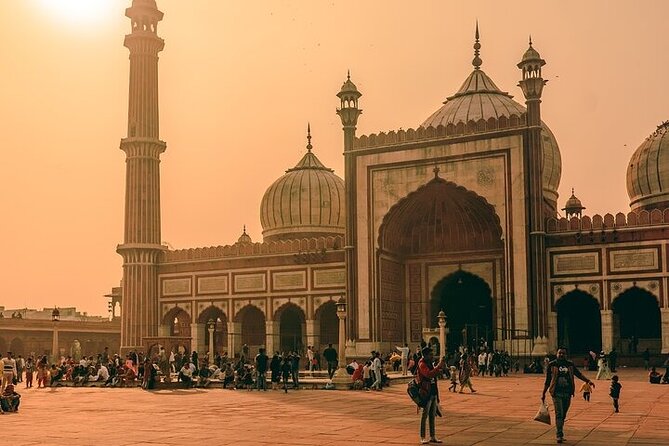 Delhi Private City Tour With Spice Market In 8 Hours - By Car - Old Delhi icons: Jama Masjid, Chandni Chowk, and spice market time
