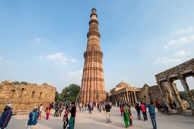 Delhi - Private Day Tour of New Delhi & Old Delhi - Red Fort: The Mughal Power Center You Can Sense Immediately