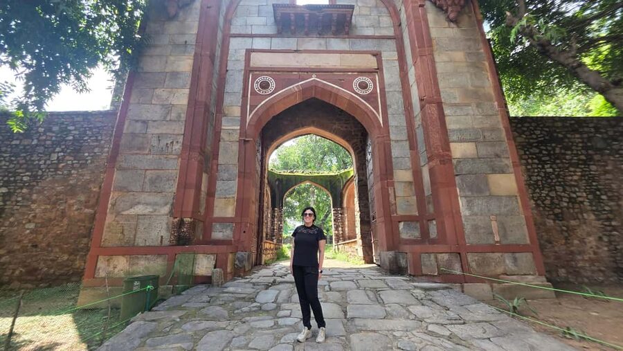 Delhi: Private Full or Half Day Old and New Delhi City Tour - Lunch break: plan it, but remember meals are not included