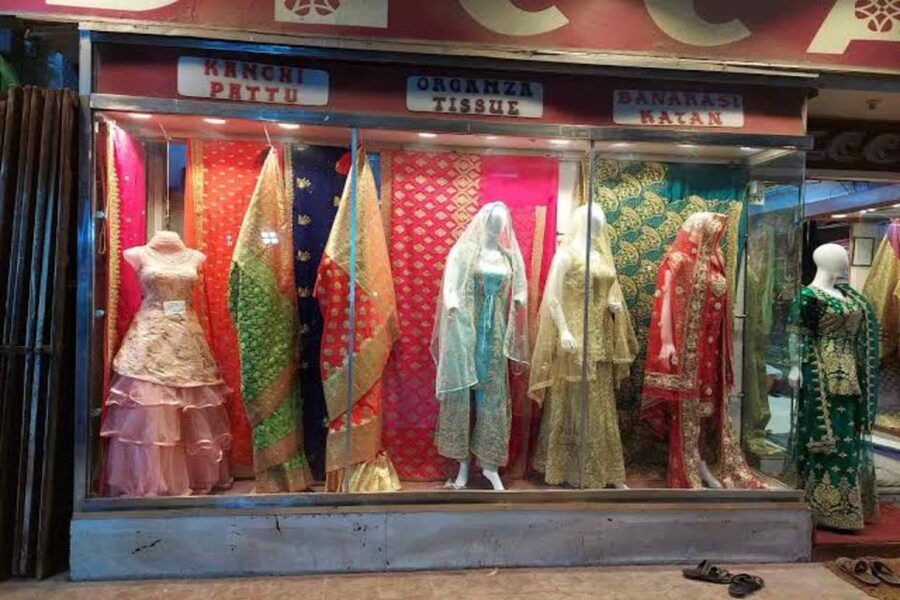 Delhi: Private Guided Shopping Tour in A/C car with transfer - A 4-hour private shopping rhythm in Delhi