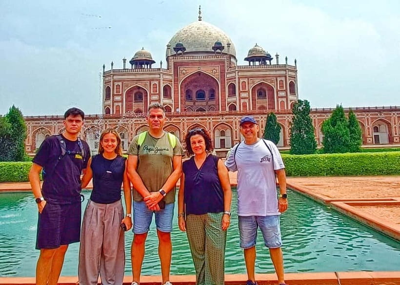 Delhi: Private Half-Day City Tour with Pickup & Highlights - 4 Hours, Big Names: How the Day Actually Flows