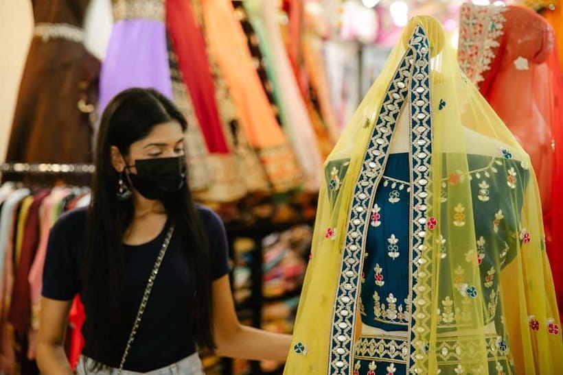 Delhi: Private Half-Day Shopping Tour with Guide & Transfers - Key points to know before you go