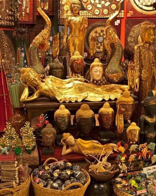 Delhi: Private Half-Day Shopping Tour with Guide & Transfers - Skipping the line and keeping things smooth