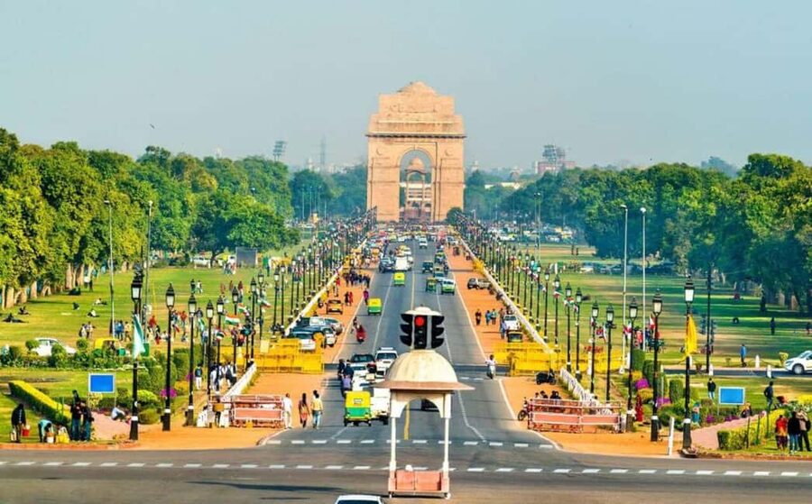 Delhi: Private Old and New Delhi Day Trip with Local Guide - Why this Old and New Delhi day plan works