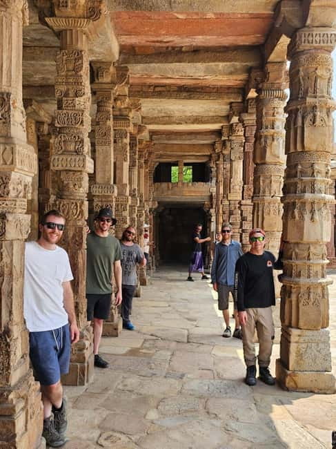 Delhi: Private Old and New Delhi Full or Half Day Tour - Transport, pickup, and timing: why the logistics matter