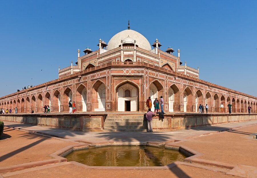 Delhi: Private Tour of Old & New Delhi with Optional Tickets - Entering Old Delhi: Jama Masjid and the City’s First Big Impression