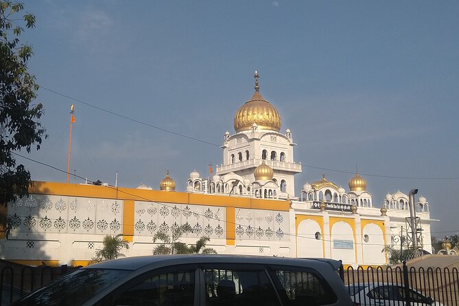 Delhi's historical 7 hours experience tour - Old Delhi start: Jama Masjid and the rickshaw through Chandni streets