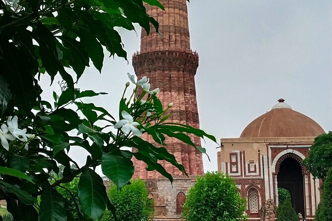 Delhi's historical 7 hours experience tour - Hotel pickup, air-conditioned comfort, and why the route feels smoother