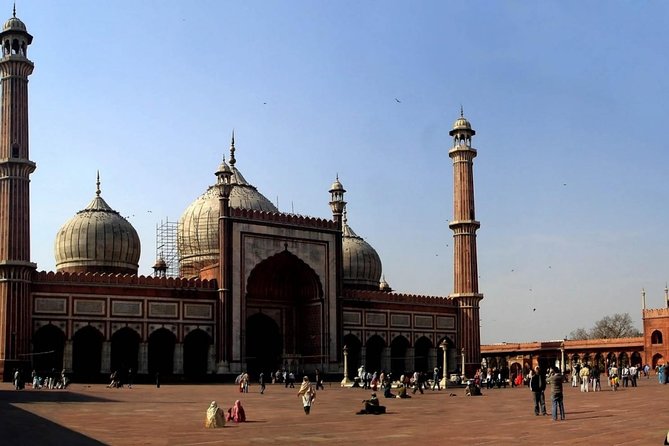 Delhi Shopping Tour: Top Bazaars, Crafts & Souvenir Finds - Dilli Haat Janakpuri: crafts from different states, gift-ready and easy to browse