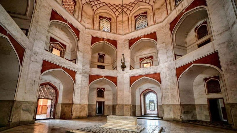 Delhi: Skip-the-Line Humayun's Tomb Tour with Transfers - Humayun’s Tomb in 2.5 to 3 hours, minus the ticket line
