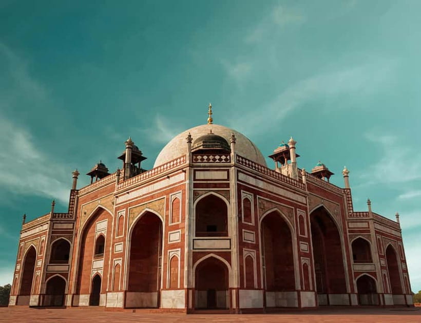 Delhi: Skip-the-Line Humayun's Tomb Tour with Transfers - Private guide pacing: what you gain by going one-on-one