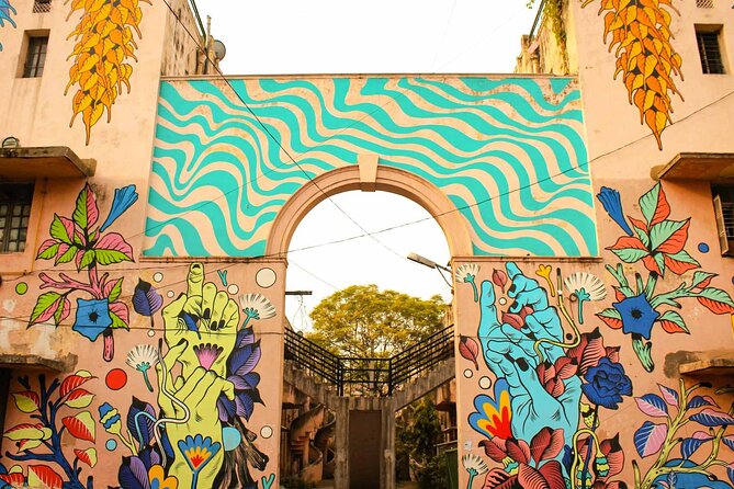 Delhi Street Art Tour - Lodi Gardens tombs and mosques: architecture made for slow walking