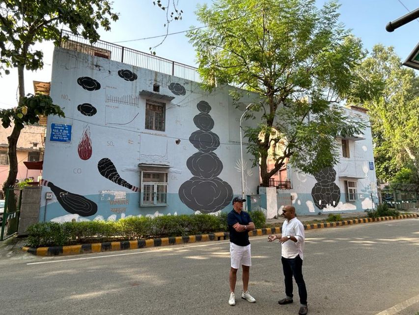 Delhi Street Art Tour: Explore the Murals & Visit a Stepwell - South Indian Breakfast Break: Dosa and Filter Coffee