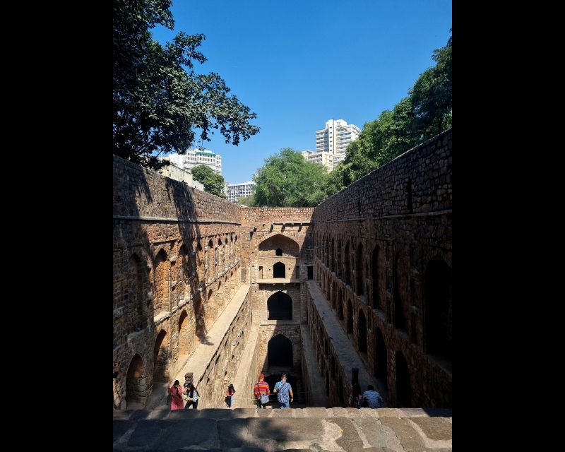 Delhi Street Art Tour: Explore the Murals & Visit a Stepwell - Group Size, Pacing, and How It Feels Day to Day