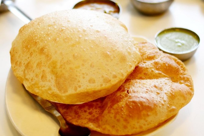 Delhi: Street Food Crawl (2 Hours Guided Food Tasting Tour) - Price and value for $24.09 in 2 hours