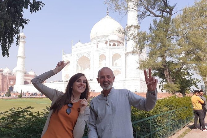 Delhi : Sunrise Taj Mahal & Elephant conservation - All Inclusive - A 12 to 13 hour Delhi to Agra day that starts before daylight