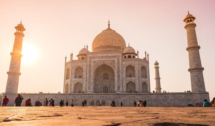 Delhi: Taj Mahal and Agra Private Day Trip with Hotel Pickup - Agra Fort, Akbar’s build, and why it feels different from the Taj